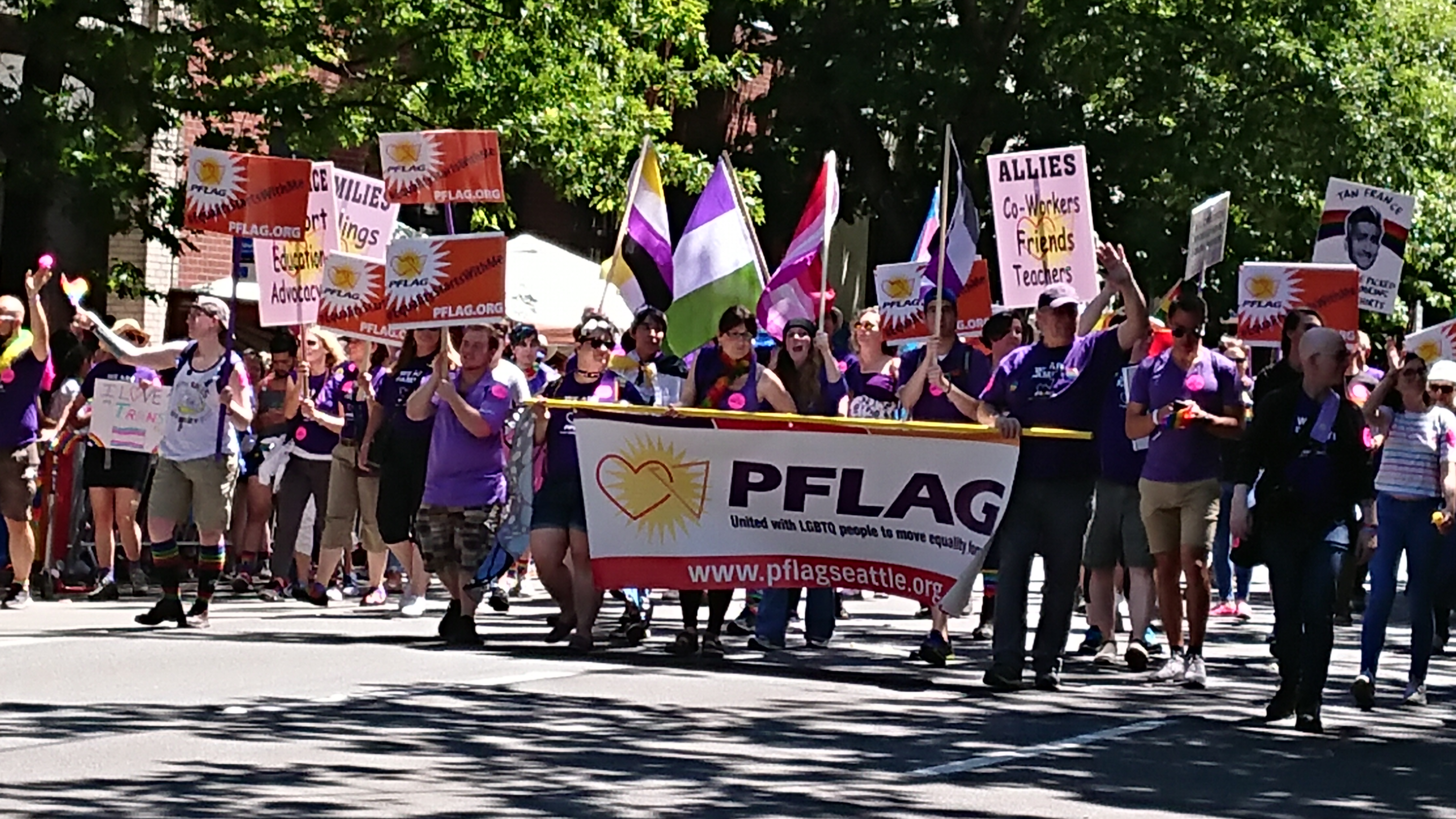 2019-06-01_Pride-Seattl-Elterngruppe-Pflag